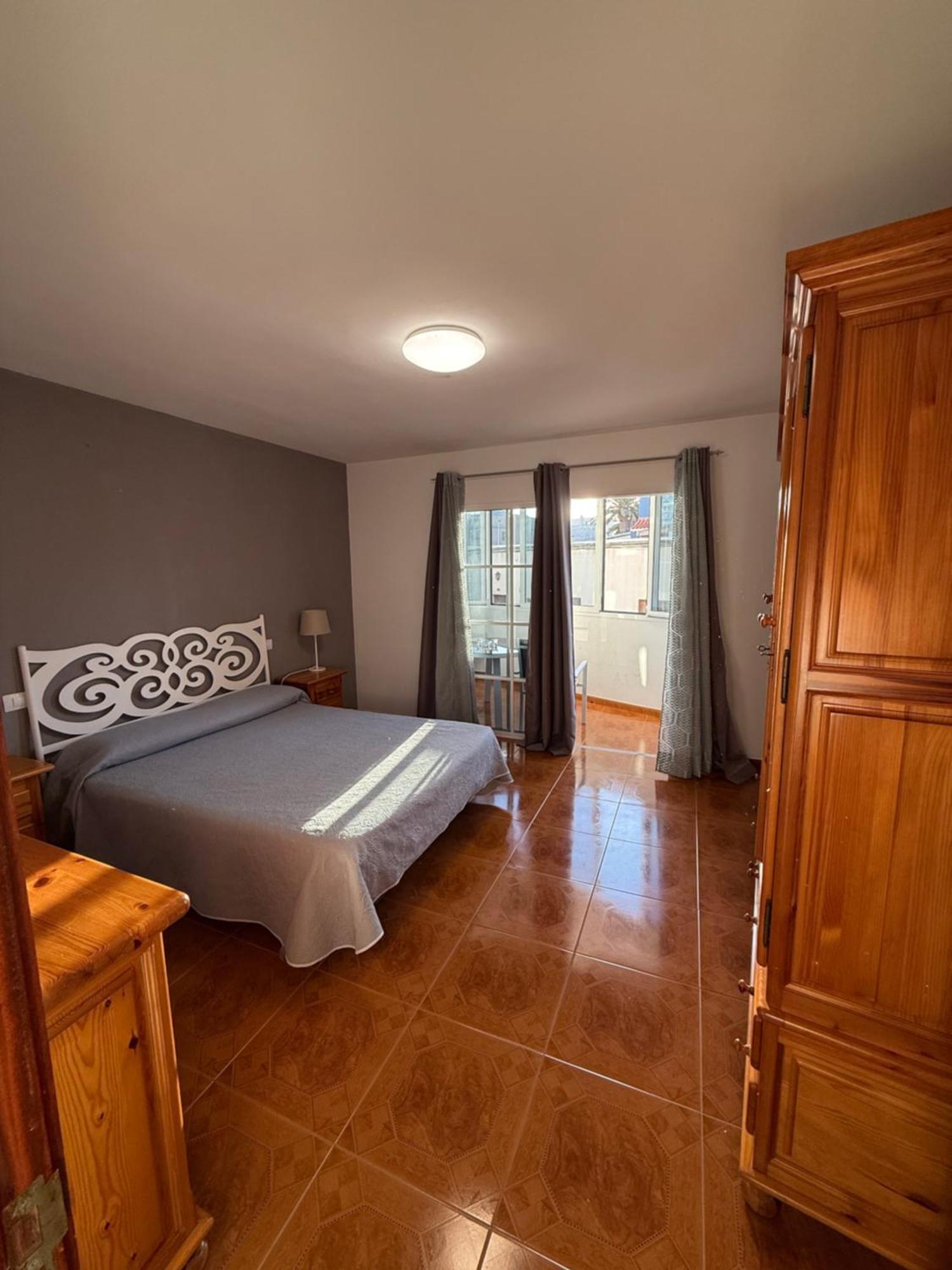 Apartamento Playa Аринага Екстериор снимка